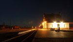 станция Слоним: Пути и платформы ночью