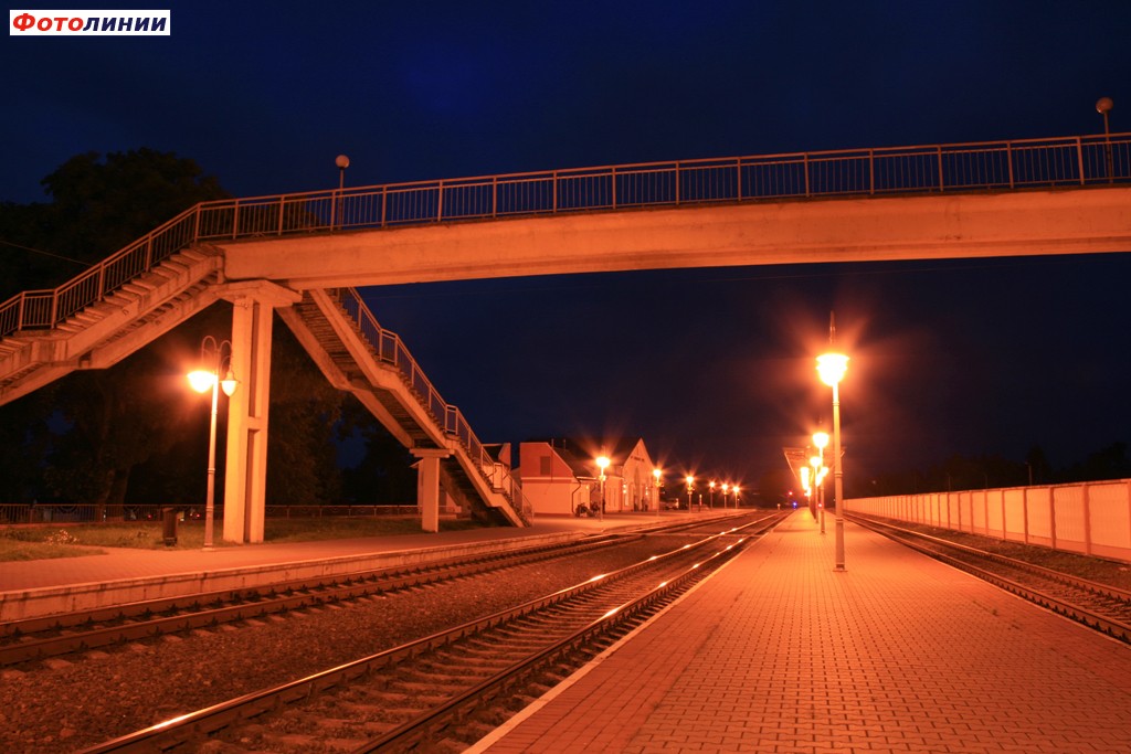 Платформы и пути, вид в сторону Барановичей