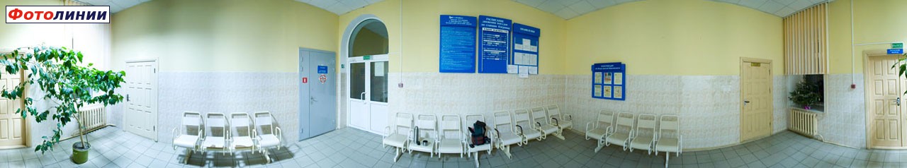 Интерьер зала ожидания (панорамное фото)