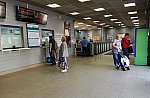 станция Лосиноостровская: Интерьер южного турникетно-кассового павильона на первой платформе