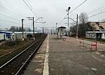 станция Болшево: Пассажирский павильон на платформе Фрязинского направления, вид в сторону Мытищ