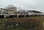 станция Болшево: Пассажирский павильон, навес и пригородная касса на платформе Фрязинского направления