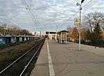 станция Болшево: Пассажирский павильон, навес и пригородная касса на платформе Фрязинского направления,вид в сторону ст. Фрязино