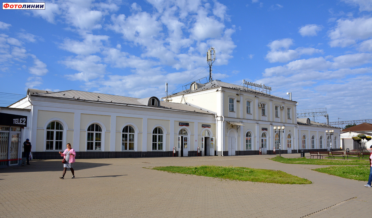 Вокзал, вид из города