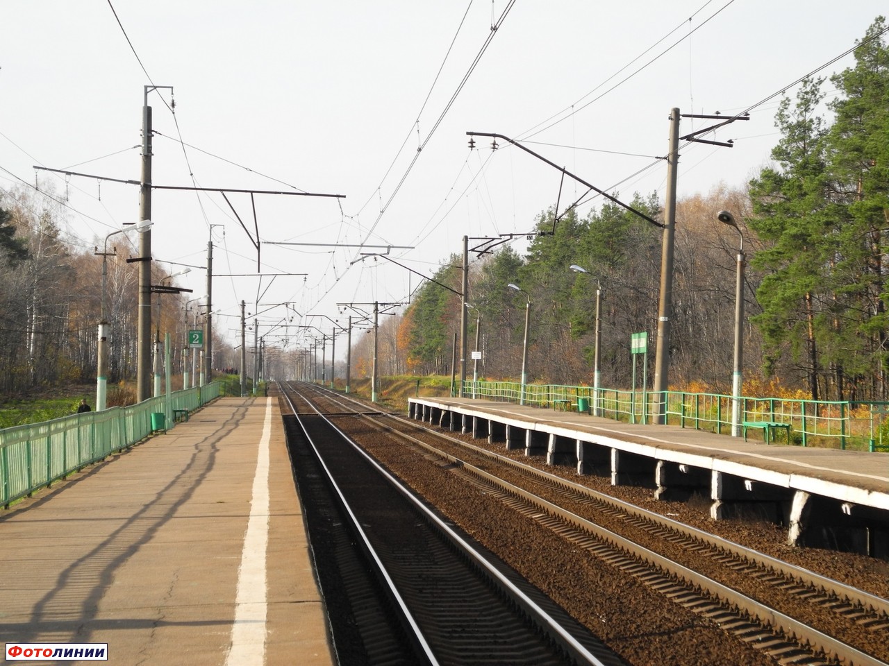 Вид с платформы в сторону ст. Гжель (в направлении Москвы)