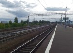 станция Кривандино: Платформа на Рязановку и высокая платформа для электричек, вид в нечётном направлении