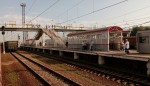 станция Михнево: Переходной мост, и турникетный павильон на второй платформе, вид в чётном направлении в
