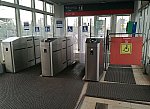 станция Царицыно: Интерьер среднего турникетного павильона на второй платформе