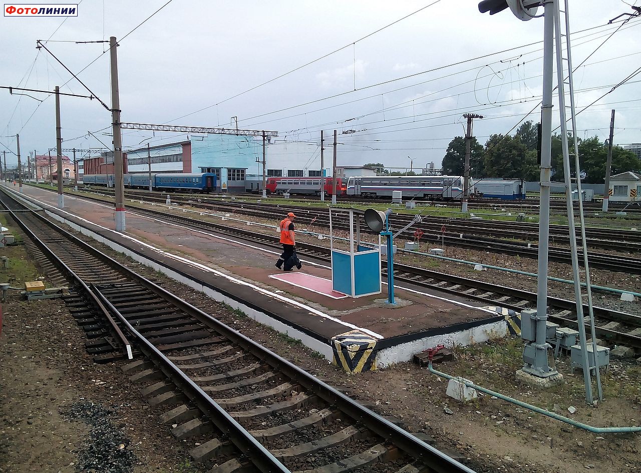 Третья платформа и депо Брянск-1