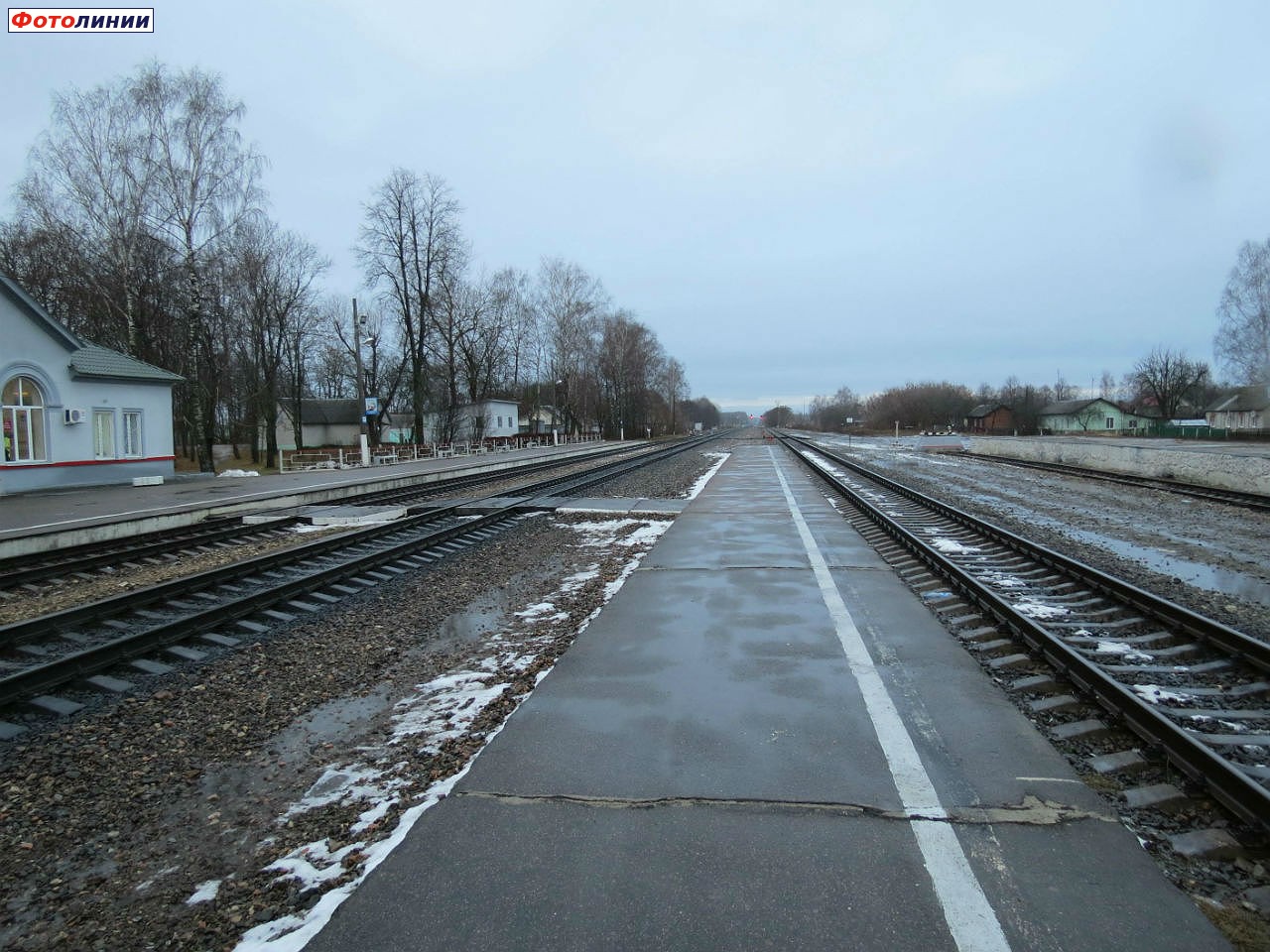 Вид с платформы в сторону Рославля