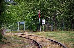 станция Таллинн-Вяйке: Таблички "Остановка локомотива" и "Остановка первого вагона" на путях депо