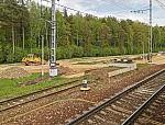 станция Внуково: Тупик в восточной горловине с северной стороны и строительство новых путей, вид в чётном направлении