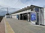 станция Нара: Турникетный павильон у первой платформы, вид в нечётном направлении