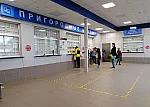 станция Обнинское: Интерьер турникетно-кассового павильона у второй платформы