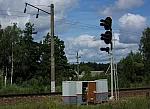 станция Полужье: Входной светофор Ч и открытый релейный шкаф