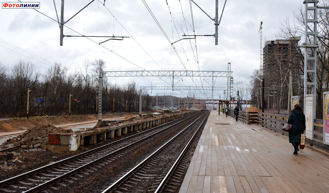 Вид с временной платформы № 2 в сторону Москвы