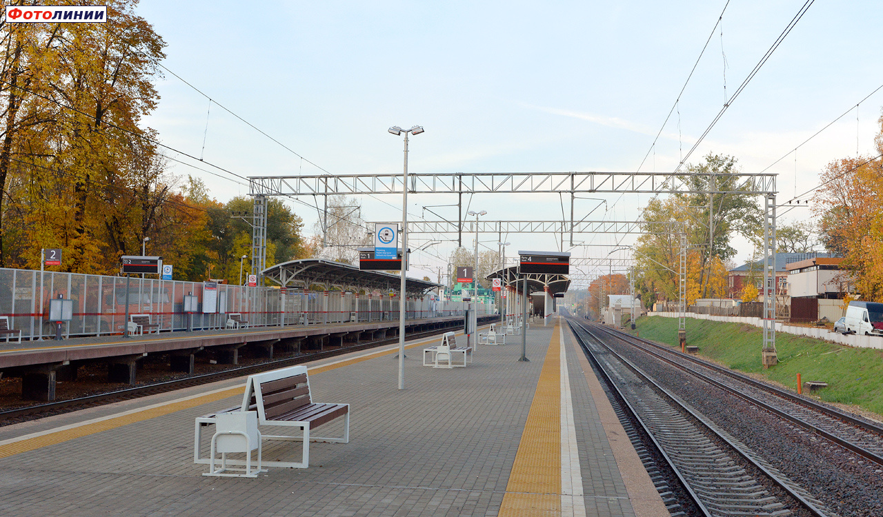 Вид с платформы № 1 в сторону Одинцово