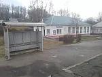 станция Любохна: Здание станции и пассажирский павильон