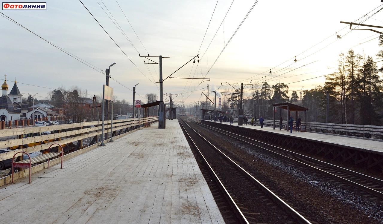 Вид с временной платформы № 1 в сторону Москвы