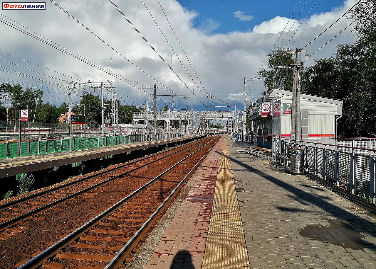Вид со второй платформы после реконструкции в чётном направлении