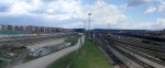 станция Даугавпилс-Шкирошанас: Вид с пешеходного моста в сторону путевого поста 524 км. (Петербургское направление)