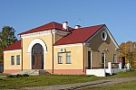 станция Вишки: Здание вокзала