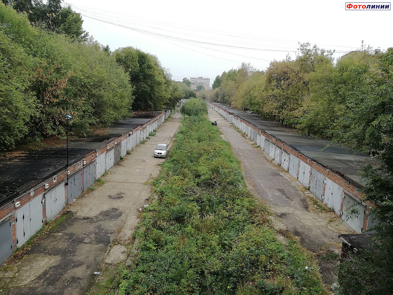 Заброшенный путь к парку Симоново, вид с Первой Дубровской ул. на восток