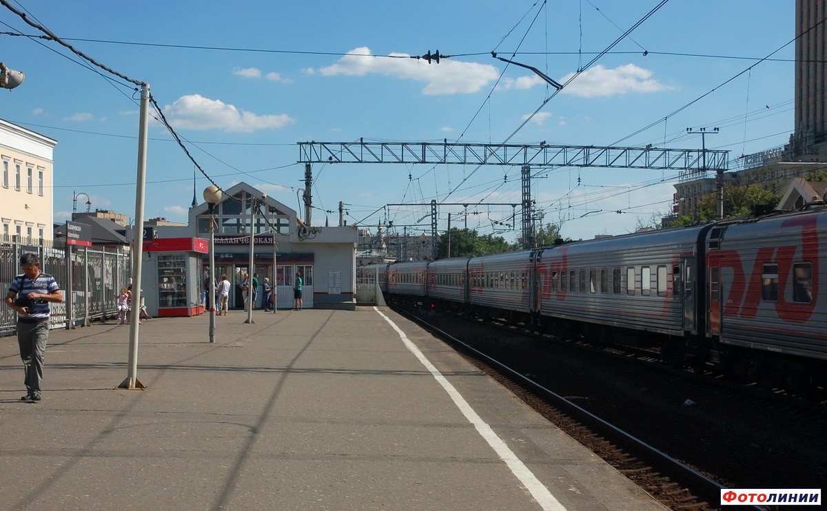 Вид платформы в сторону Москвы-Курской