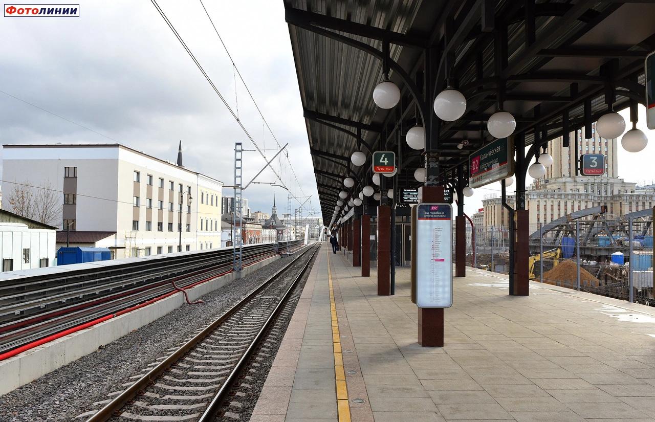 Вид в сторону Курского вокзала с новой платформы № 2