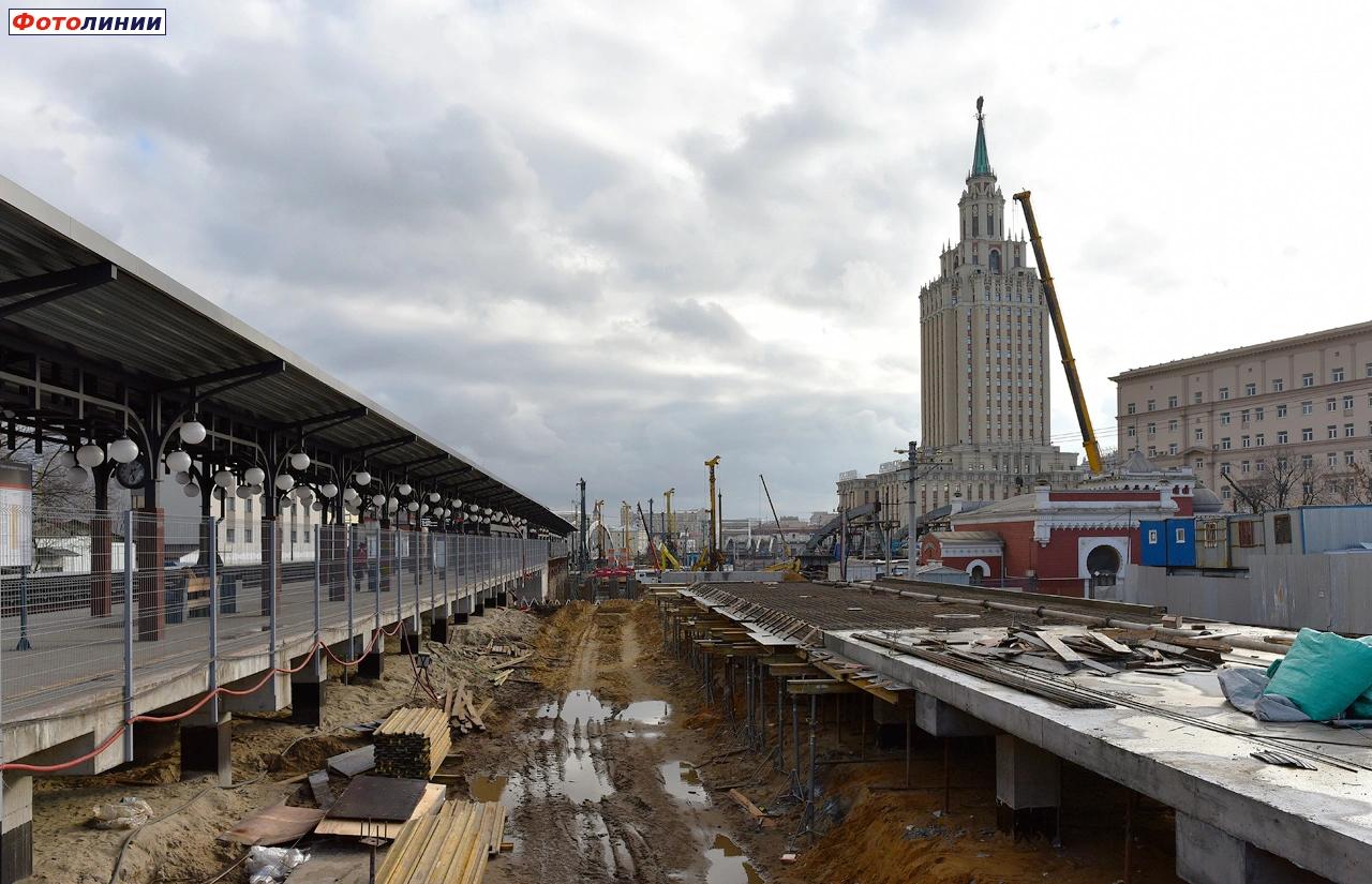 Строительство новой платформы № 1. Вид в сторону Курского вокзала