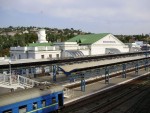 станция Севастополь: Вокзал и пассажирские перроны