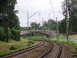 станция Торнякалнс: Путепровод улицы Алтоновас (горбатый мостик) между входным и маршрутным светофорами с Юрмальского направления