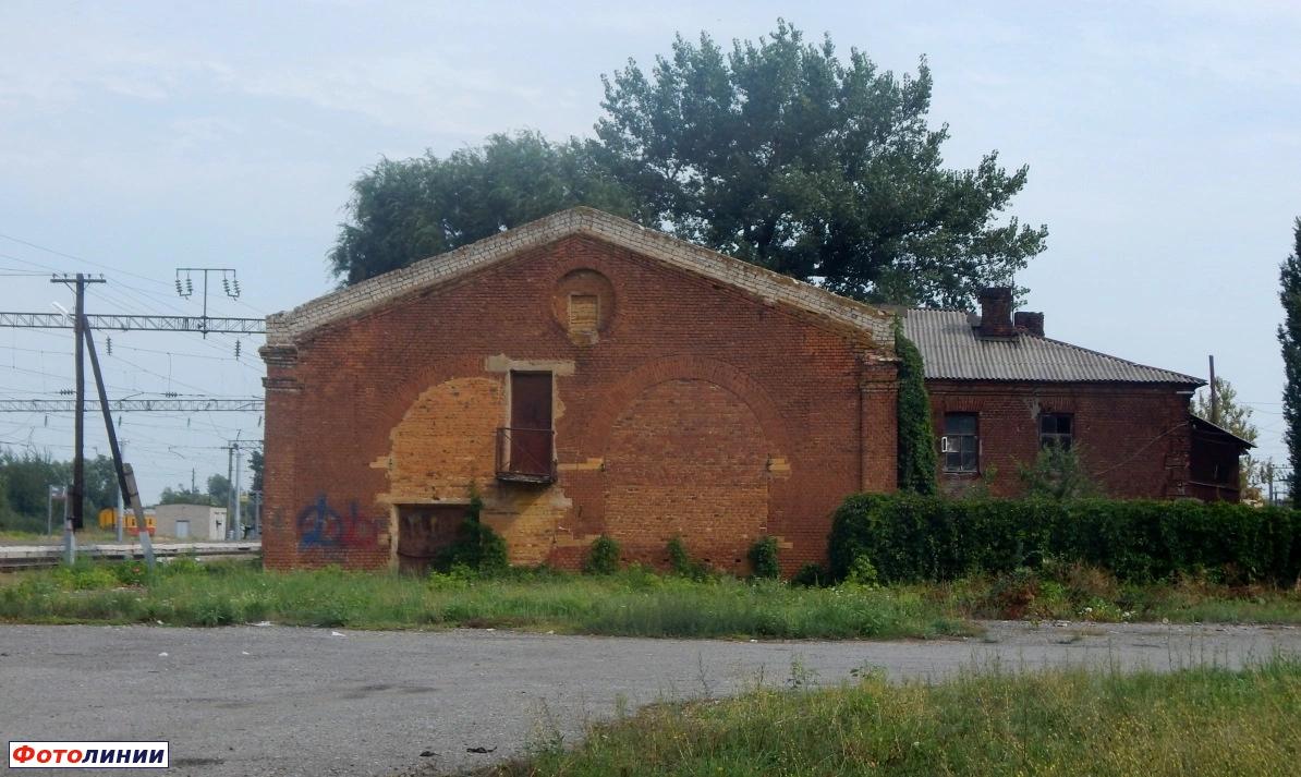 Здание бывшего депо, вид с южной стороны
